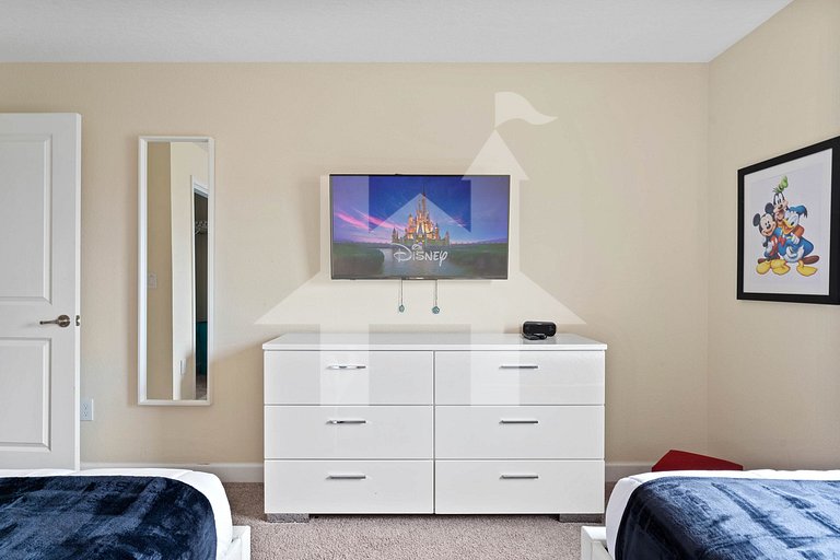 Vacation Home Near Disney, 4 bedrooms