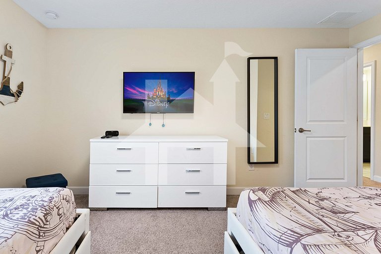 Vacation Home Near Disney, 4 bedrooms