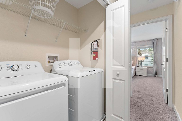 Vacation Home Near Disney, 4 bedrooms