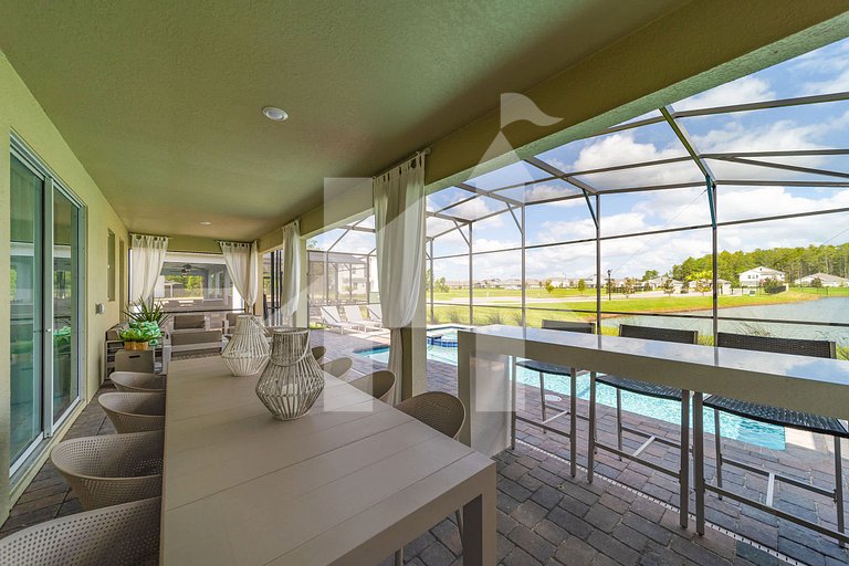 Vacation Home Near Disney, 9 bedrooms