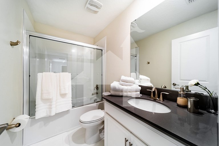 Vacation Home Near Disney, 9 bedrooms