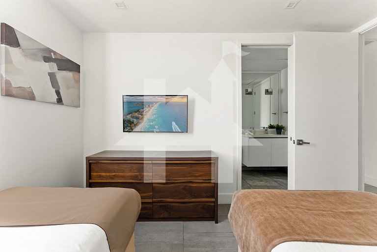 Vacation Home Near Disney - 2 bedrooms