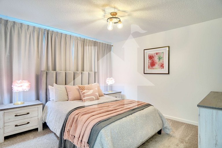 Vacation Home Near Disney, 10 bedrooms