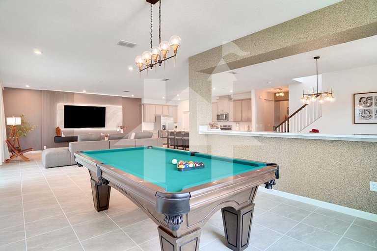 Vacation Home Near Disney, 10 bedrooms