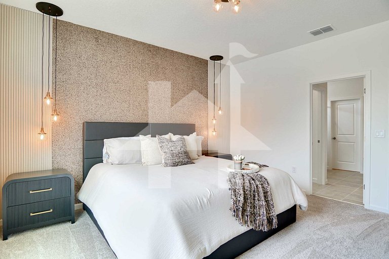 Vacation Home Near Disney, 10 bedrooms