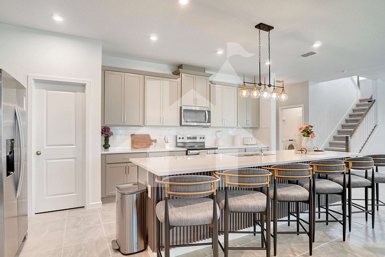 Vacation Home Near Disney, 10 bedrooms