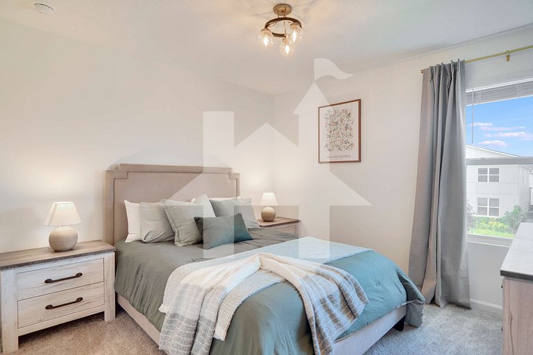 Vacation Home Near Disney, 10 bedrooms