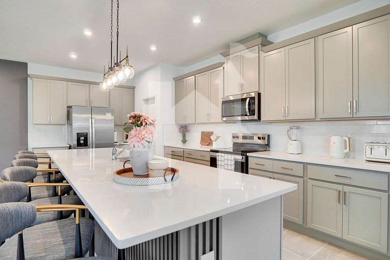 Vacation Home Near Disney, 10 bedrooms