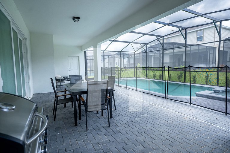 Vacation Home Near Disney, 10 bedrooms