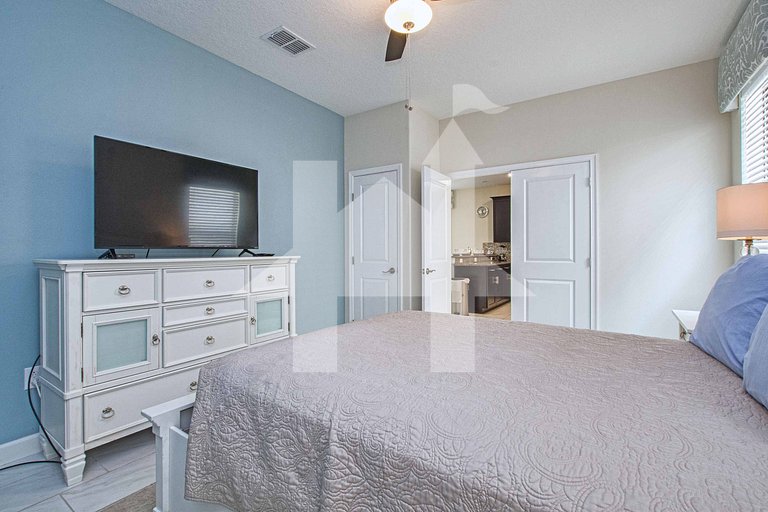 Vacation Home Near Disney, 7 bedrooms