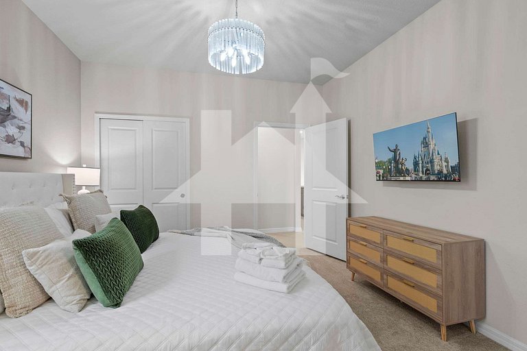 Vacation Home Near Disney, 7 bedrooms