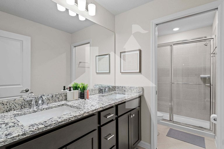 Vacation Home Near Disney, 7 bedrooms