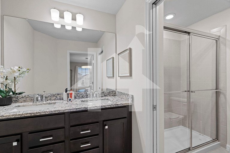 Vacation Home Near Disney, 7 bedrooms