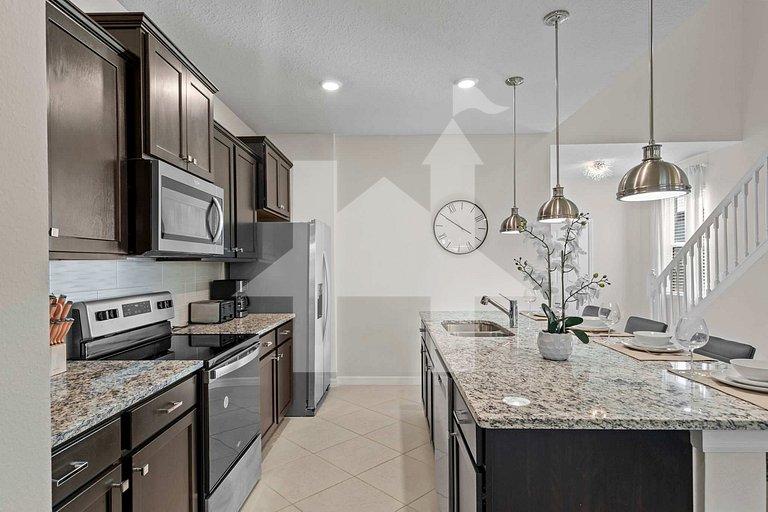 Vacation Home Near Disney, 7 bedrooms