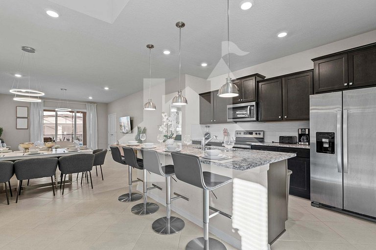 Vacation Home Near Disney, 7 bedrooms