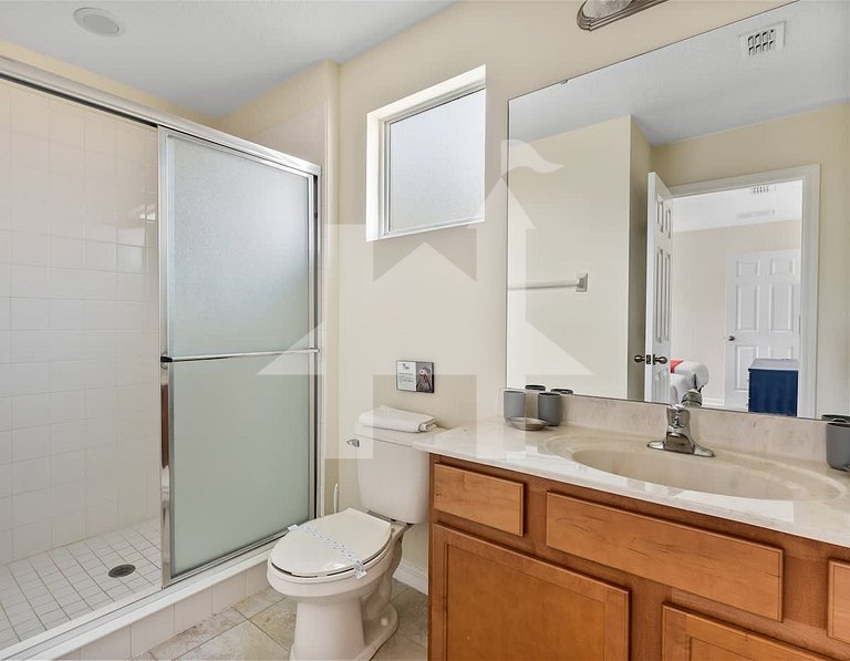 Vacation Home Near Disney, 6 bedrooms