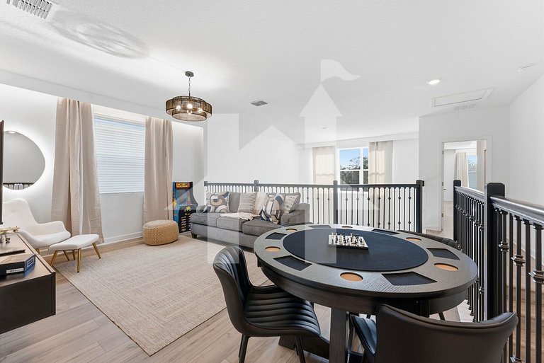 Vacation Home Near Disney, 5 bedrooms