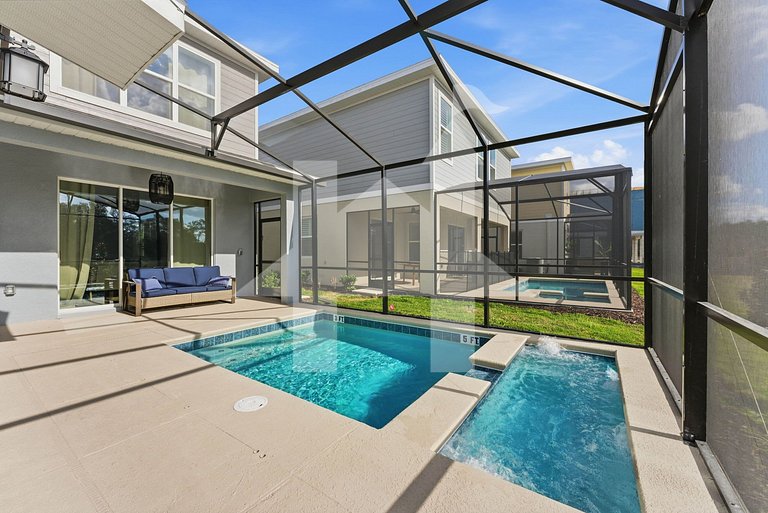 Vacation Home Near Disney, 5 bedrooms