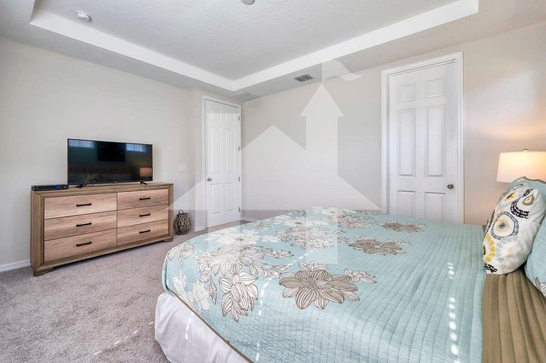 Vacation Home Near Disney, 5 bedrooms