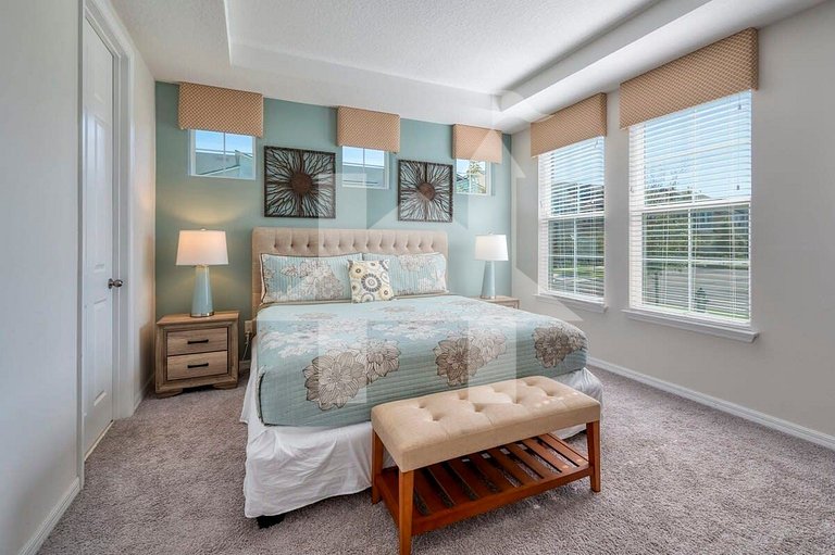 Vacation Home Near Disney, 5 bedrooms