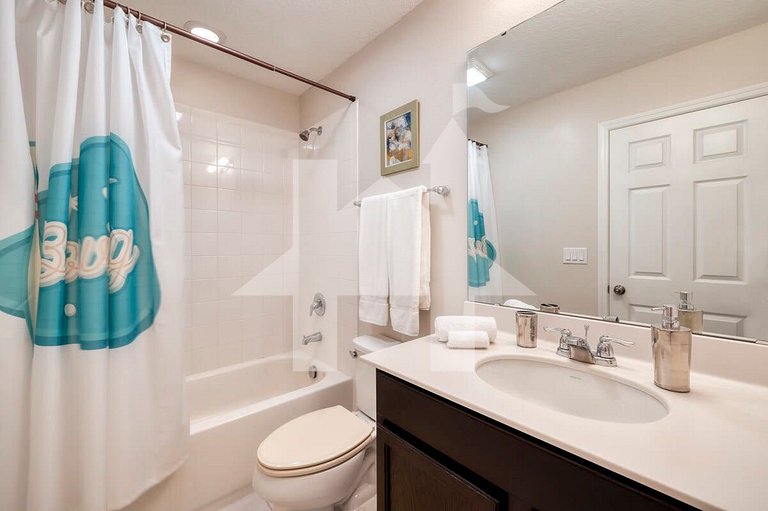 Vacation Home Near Disney, 5 bedrooms