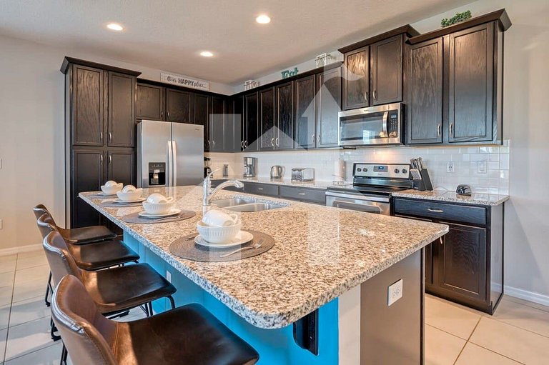 Vacation Home Near Disney, 5 bedrooms