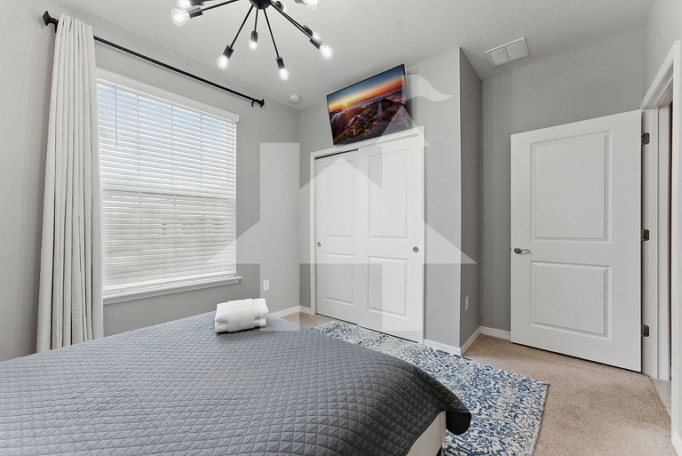 Vacation Home Near Disney, 5 bedrooms