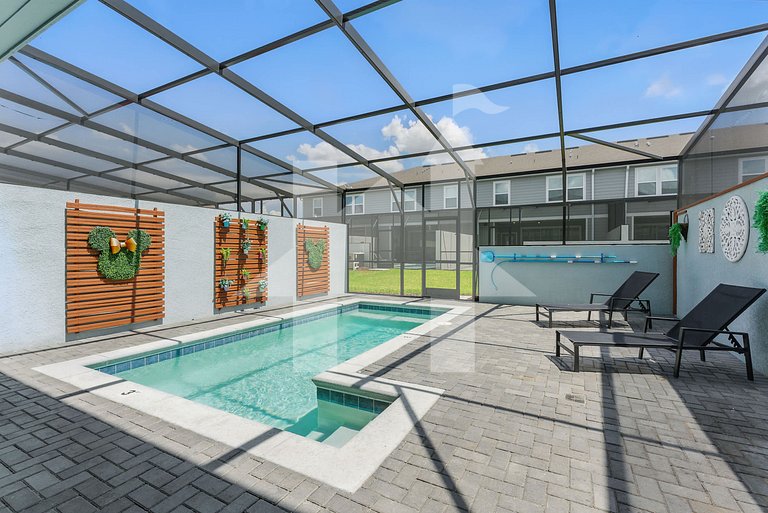 Vacation Home Near Disney, 5 bedrooms