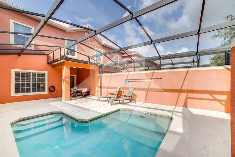 Vacation Home Near Disney, 4 bedrooms