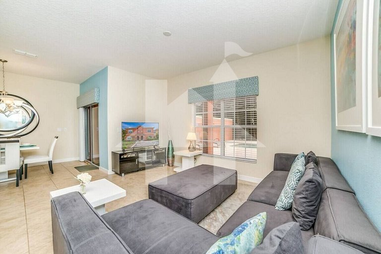 Vacation Home Near Disney, 4 bedrooms