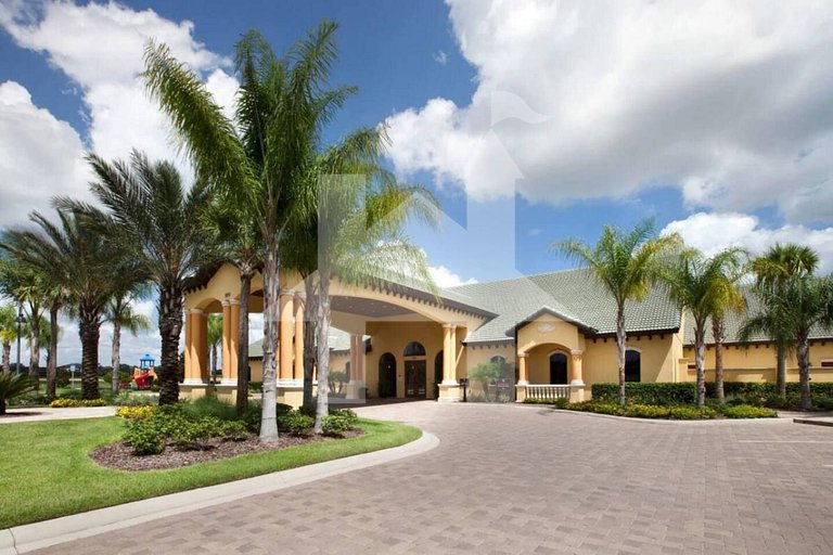 Vacation Home Near Disney, 4 bedrooms