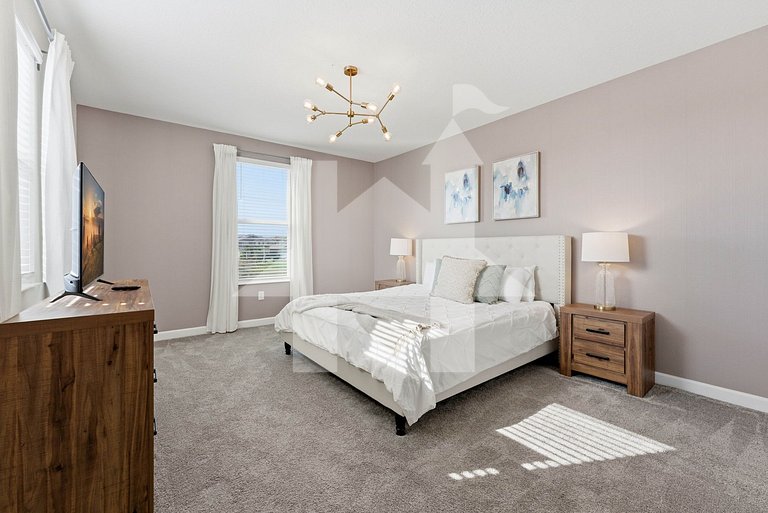 Vacation Home Near Disney, 5 bedrooms