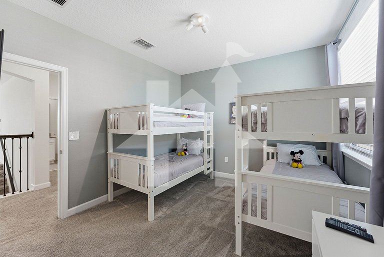 Vacation Home Near Disney, 5 bedrooms