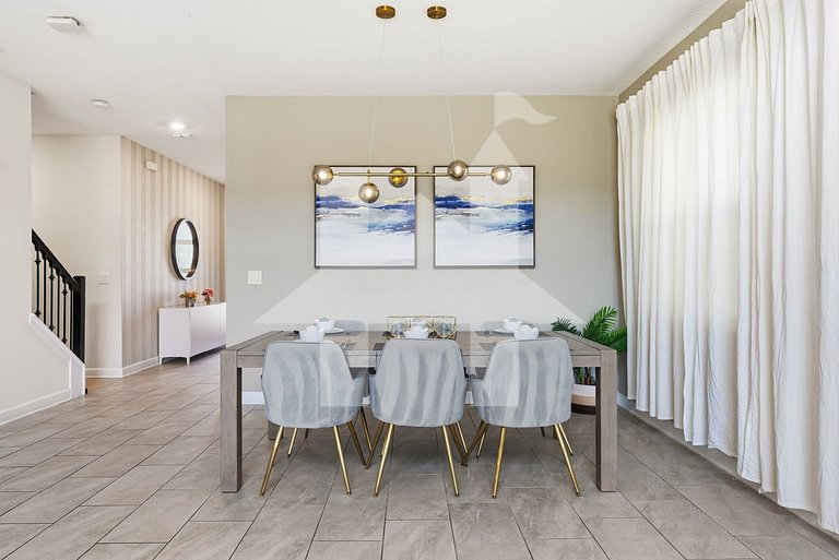 Vacation Home Near Disney, 5 bedrooms