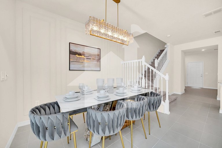 Vacation Home Near Disney, 5 bedrooms