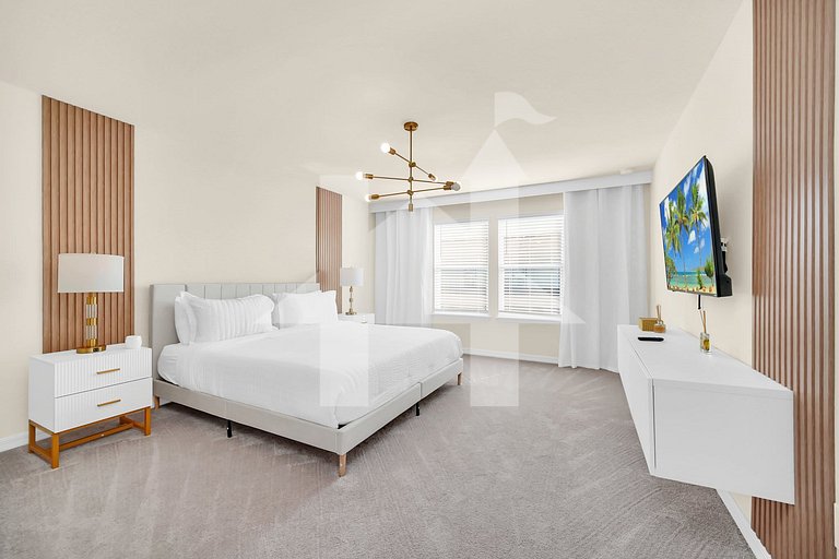 Vacation Home Near Disney, 5 bedrooms