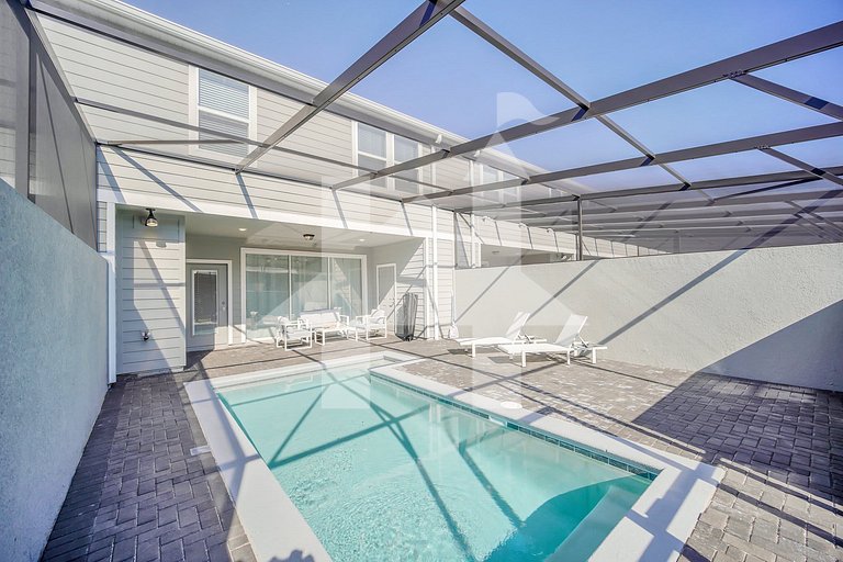 Vacation Home Near Disney, 5 bedrooms