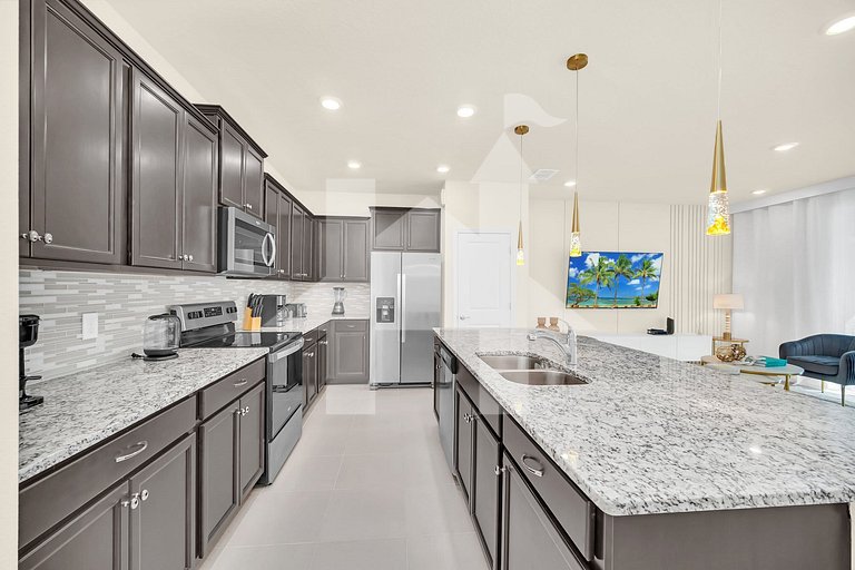 Vacation Home Near Disney, 5 bedrooms