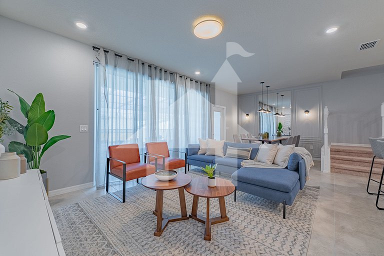 Vacation Home Near Disney, 5 bedrooms