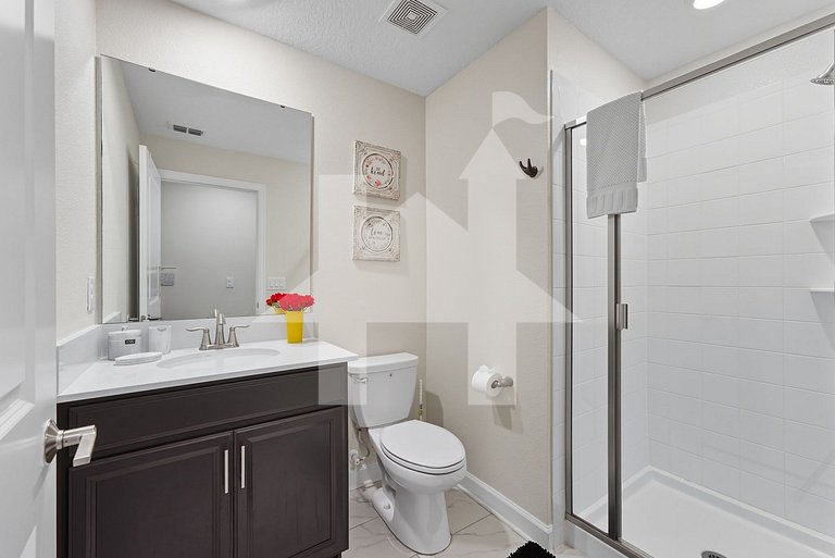 Vacation Home Near Disney, 5 bedrooms