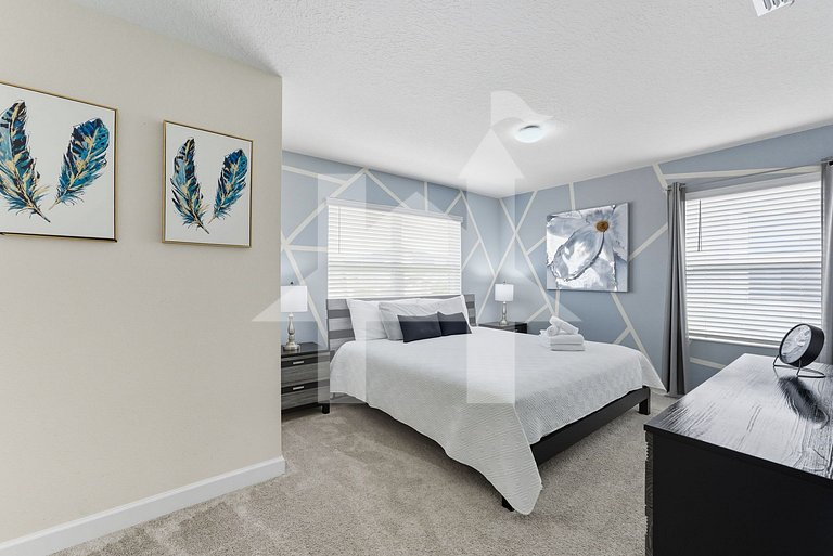 Vacation Home Near Disney, 5 bedrooms