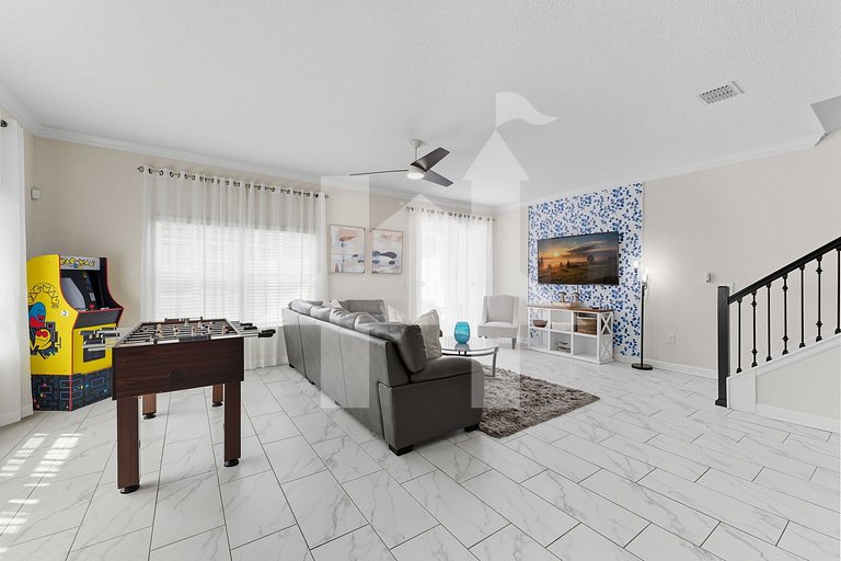 Vacation Home Near Disney, 5 bedrooms