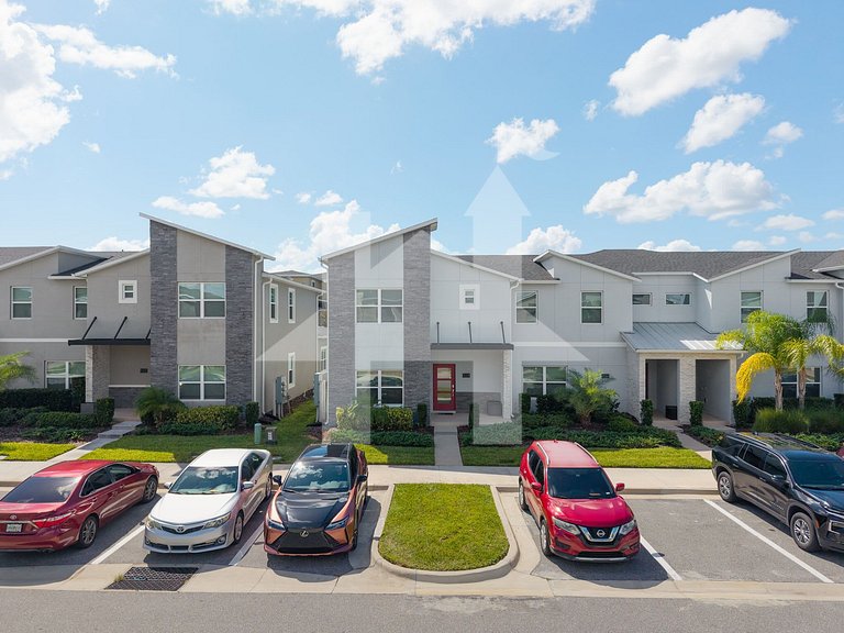 Vacation Home Near Disney, 5 bedrooms