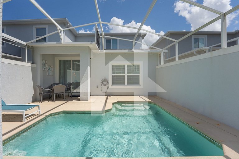 Vacation Home Near Disney, 5 bedrooms