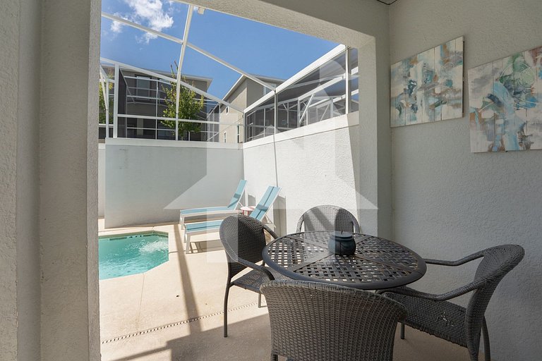 Vacation Home Near Disney, 5 bedrooms