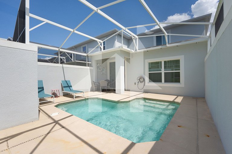 Vacation Home Near Disney, 5 bedrooms