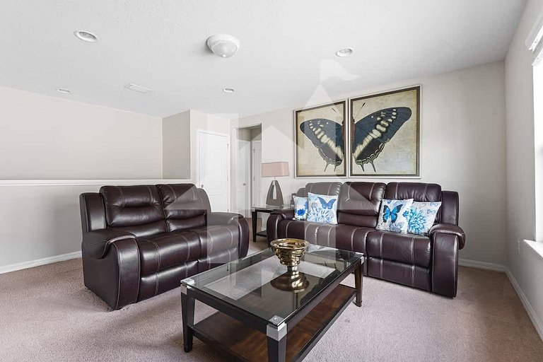 Vacation Home Near Disney, 5 bedrooms