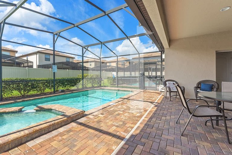 Vacation Home Near Disney, 5 bedrooms