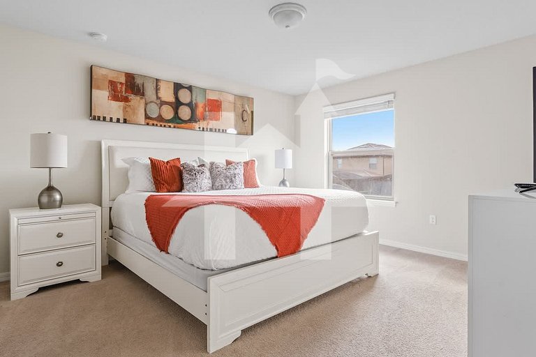 Vacation Home Near Disney, 5 bedrooms