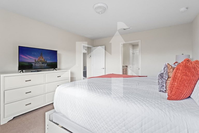 Vacation Home Near Disney, 5 bedrooms
